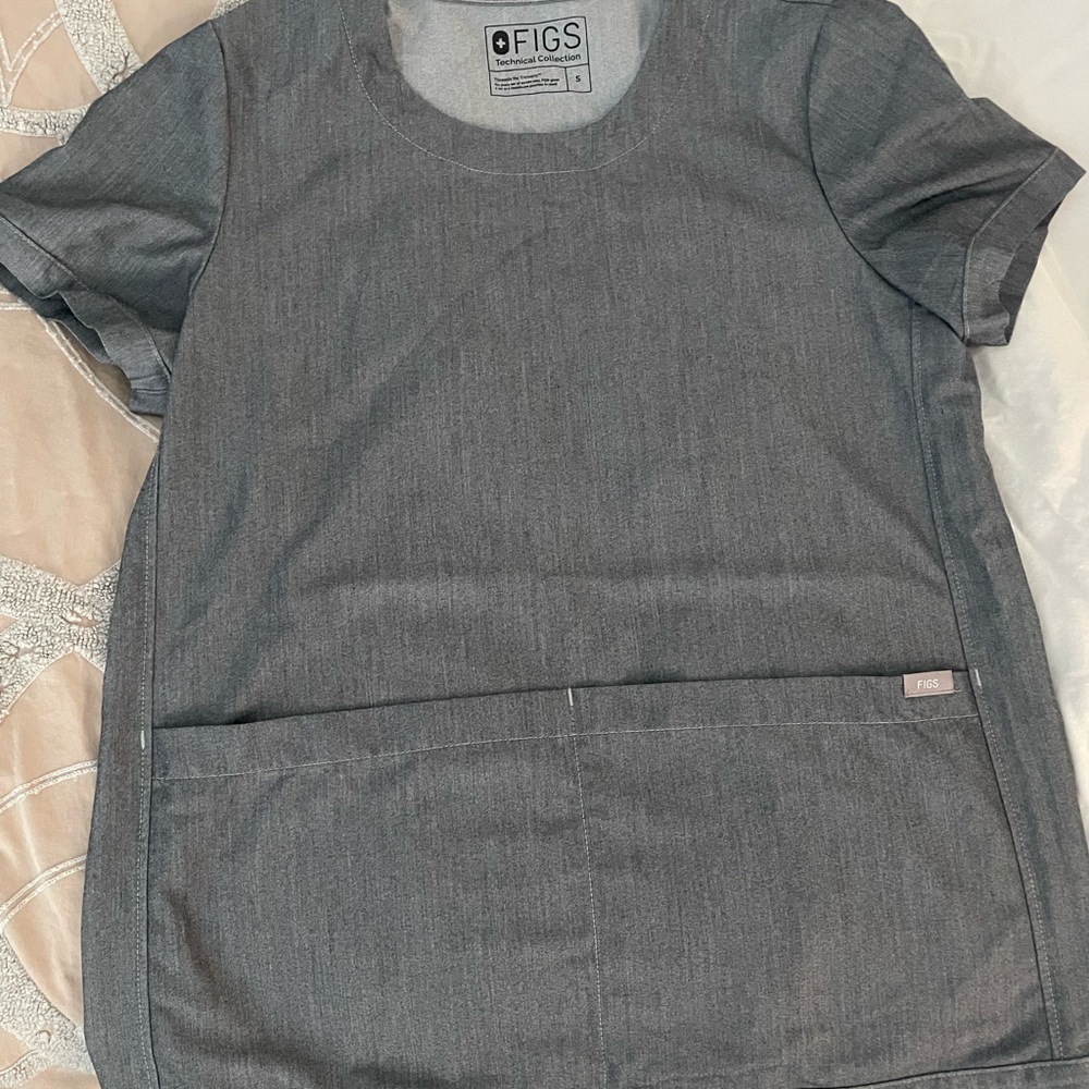 Figs Gray Scrub Set.